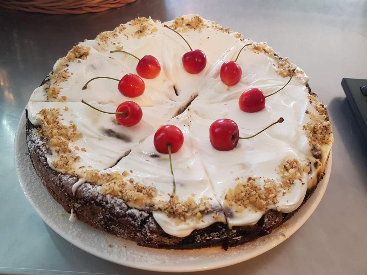 Penzion A Bistro Dilna เชบอนย์ ภายนอก รูปภาพ