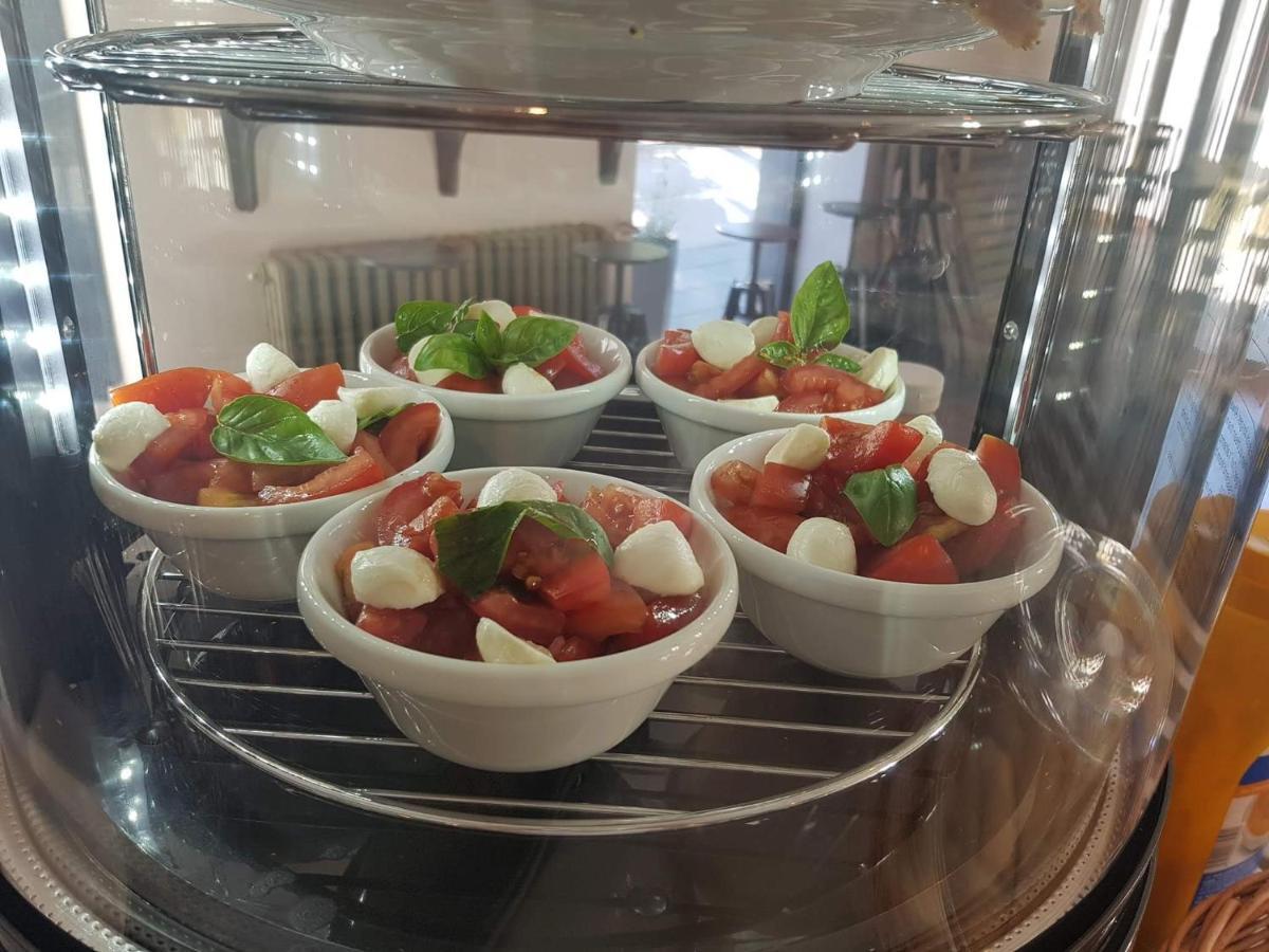 Penzion A Bistro Dilna เชบอนย์ ภายนอก รูปภาพ